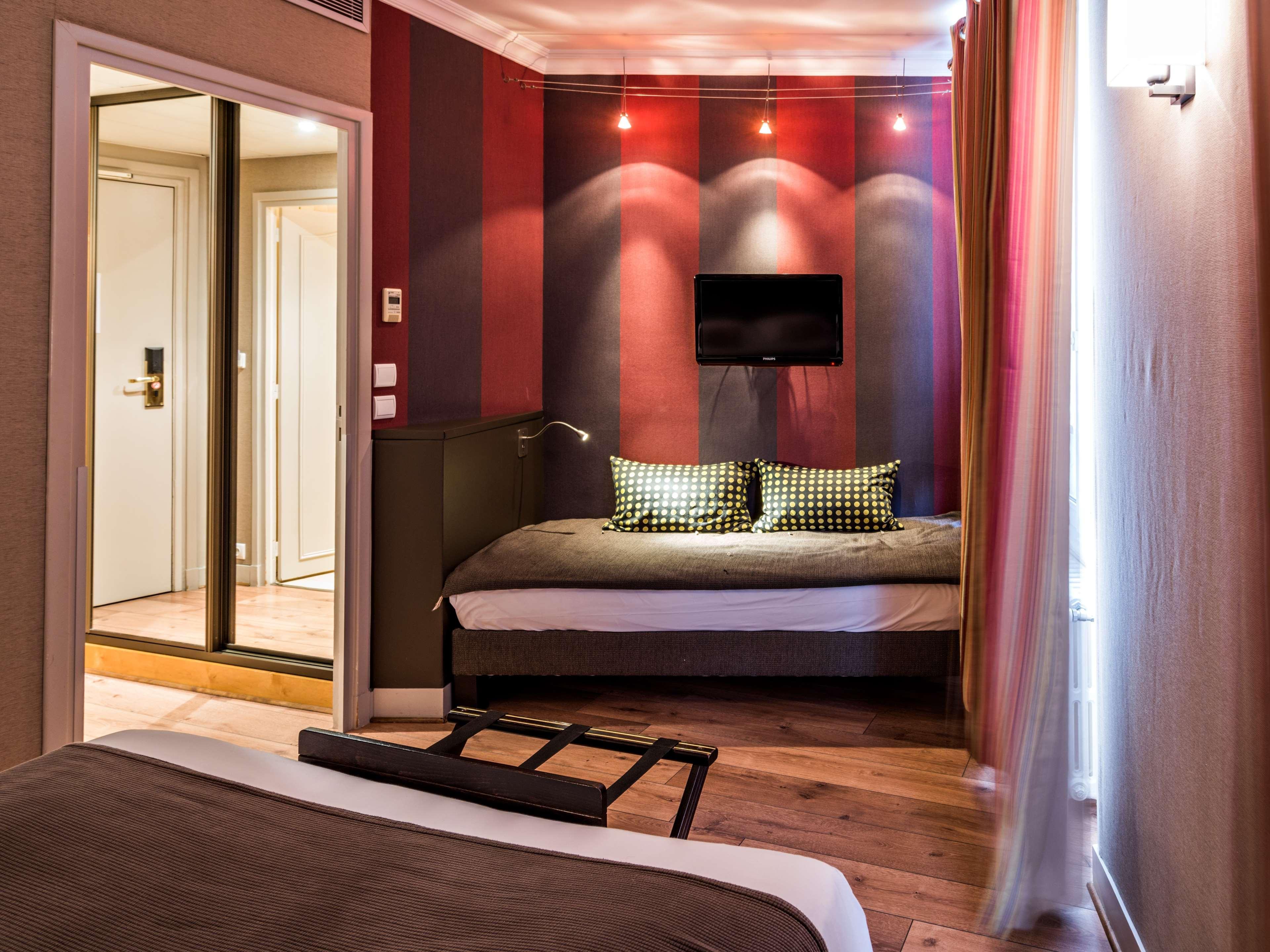 Hotel Louison Paris Bagian luar foto