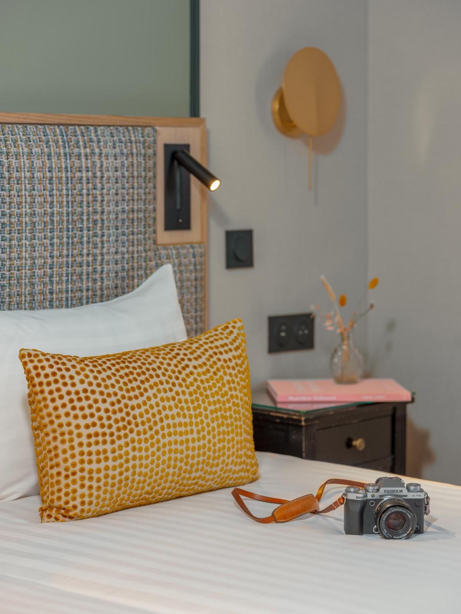 Hotel Louison Paris Bagian luar foto